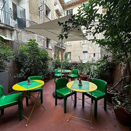 Pignatelli Rooms Napoli Bagian luar foto