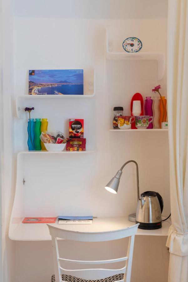Pignatelli Rooms Napoli Bagian luar foto