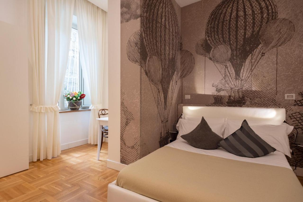 Pignatelli Rooms Napoli Bagian luar foto
