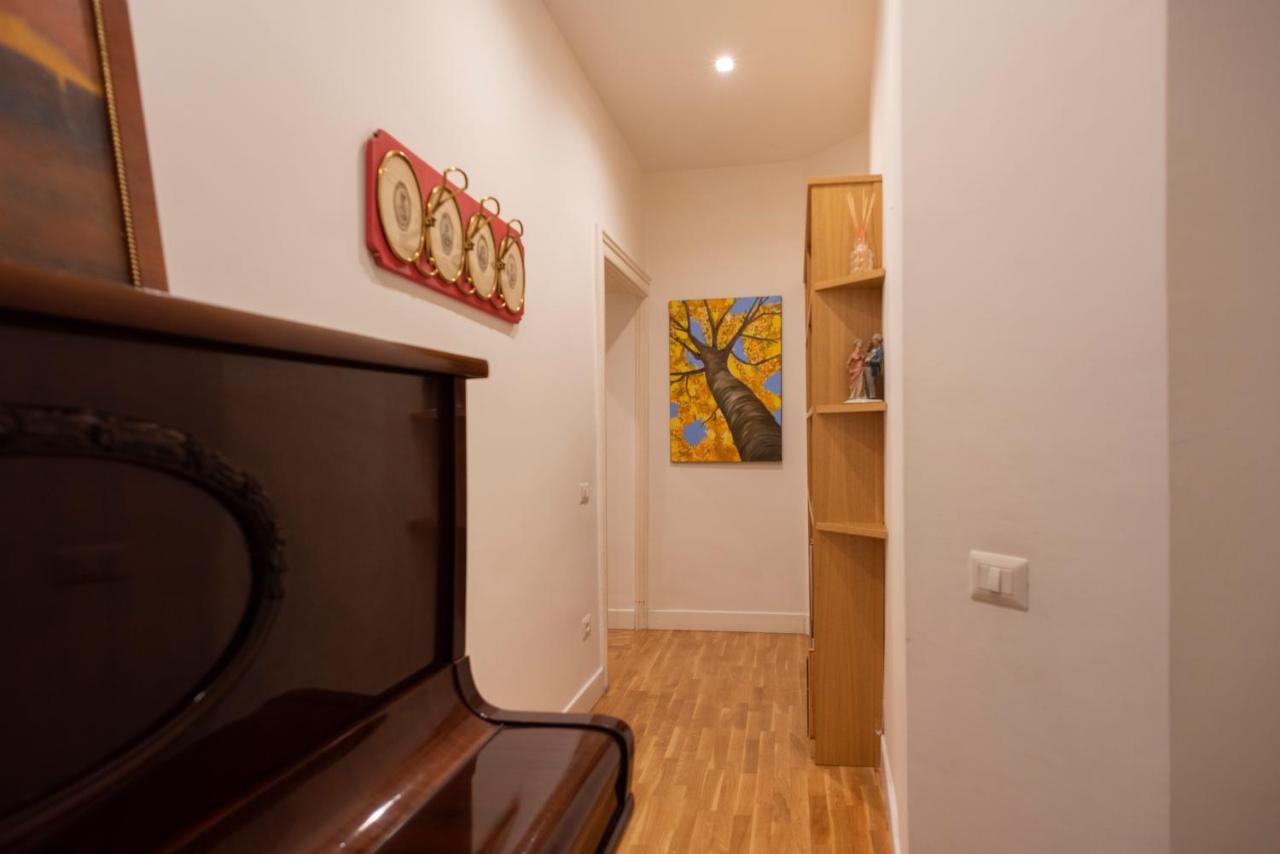 Pignatelli Rooms Napoli Bagian luar foto
