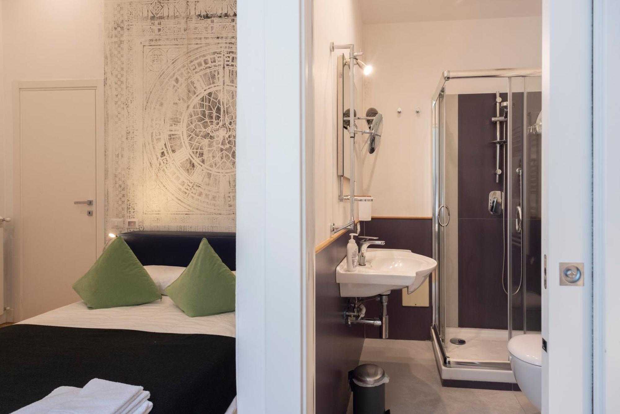 Pignatelli Rooms Napoli Bagian luar foto